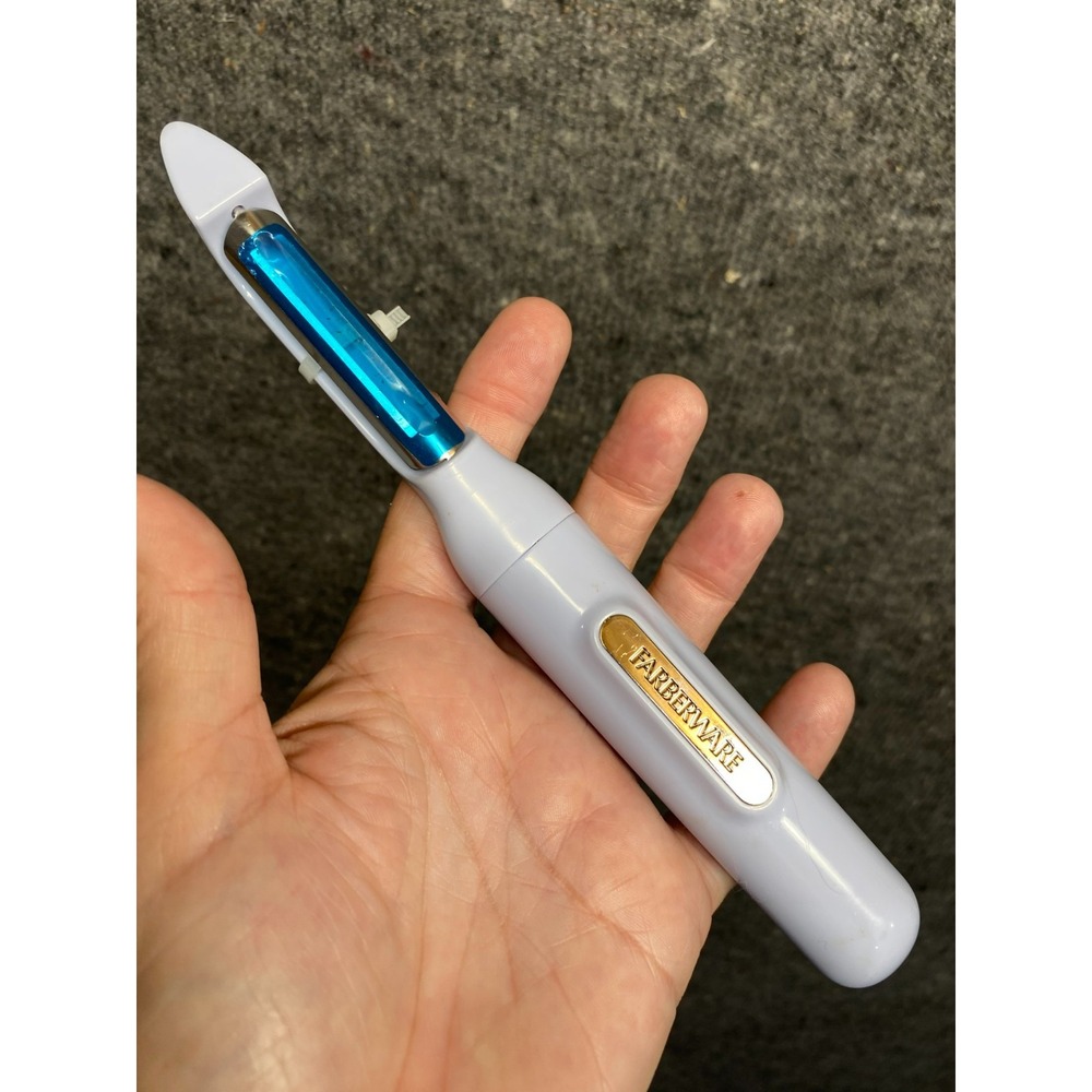 Farberware Euro Vegetable Peeler Stainless Steel Swivel Blade Light Blue New